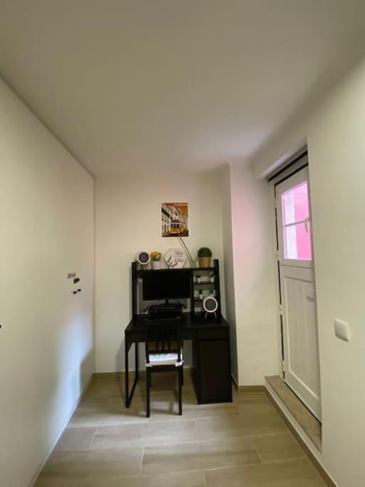 Ferienwohnung Artistic Digital Getaway - Patio & Great Location! Lissabon Exterior foto