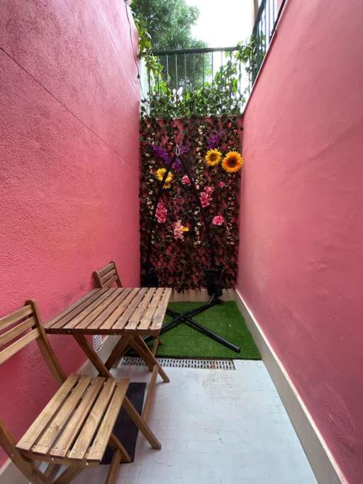 Ferienwohnung Artistic Digital Getaway - Patio & Great Location! Lissabon Exterior foto